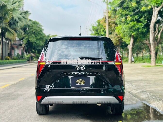 Hyundai Stargazer 1.5 Tiêu Chuẩn 2025 Đen 120 Km