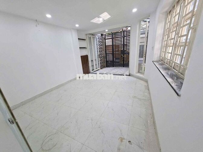 Mặt Bằng Góc 2 MT Lối Đi Riêng CMT8 - Hẻm Xe Tải, Kinh Doanh Tự Do