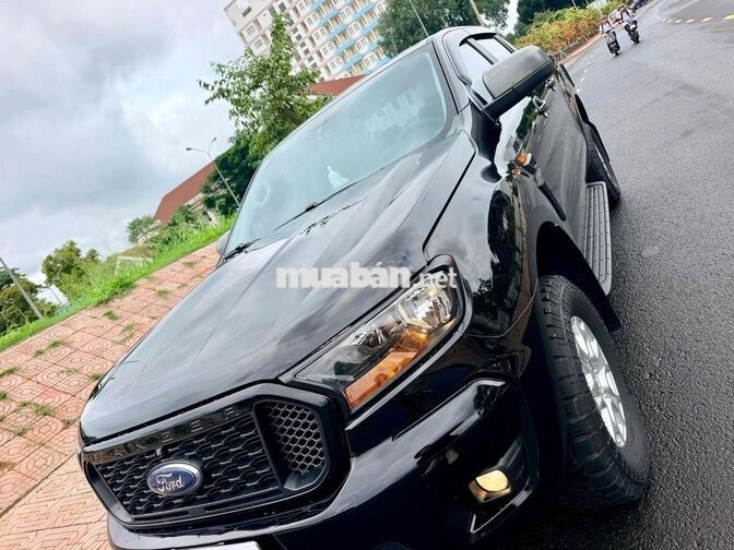 Ford Ranger XLS 2022 Tự động 92.000 km Đen