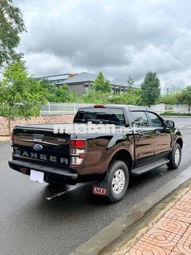 Ford Ranger XLS 2022 Tự động 92.000 km Đen