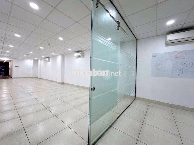 Văn Phòng Gần Sân Bay 70m2 - Miễn Phí Quản Lý - Hầm Xe TM Bảo Vệ …