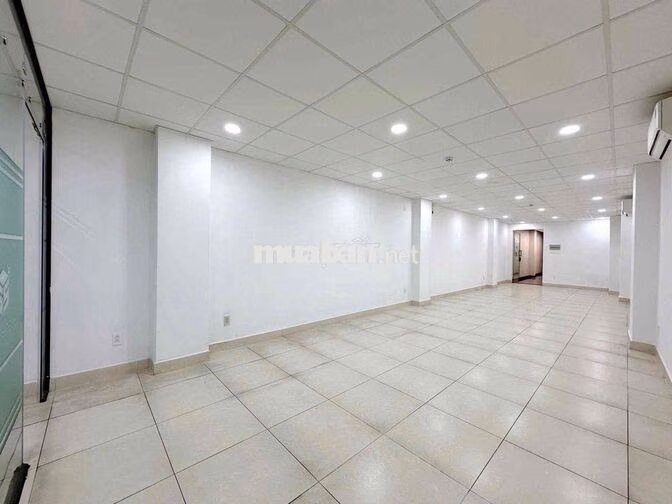 Văn Phòng Gần Sân Bay 70m2 - Miễn Phí Quản Lý - Hầm Xe TM Bảo Vệ …