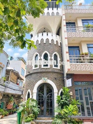 CHỦ QUÁ NGỘP GIẢM HẲN 3TỶ VỊ TRÍ TUYỆT ĐẸP ĐỂ KINH DOANH HXT TRÁNH
