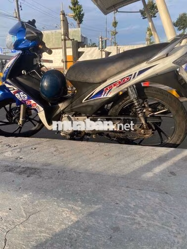 Suzuki Axelo 125cc Xanh trắng