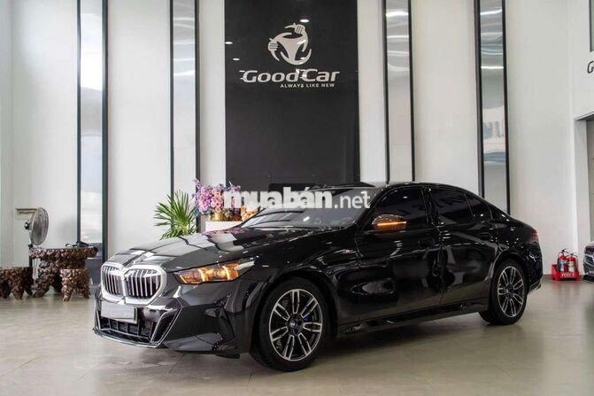 BMW 530i All New 2025 Black Edition cực đẹp