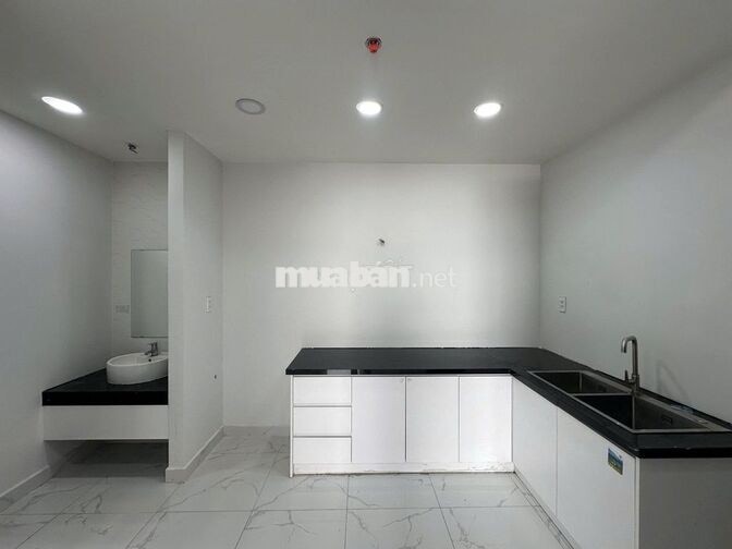 Giảm giá cho thuê 1 PN giá còn 5 triệu căn hộ CHARM CITY Dĩ AN
