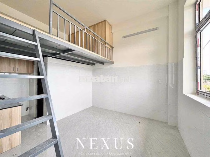 KHAI TRƯƠNG PHÒNG GÁC CỬA SỔ TRỜI NGAY ETOWN CỘNG HOÀ