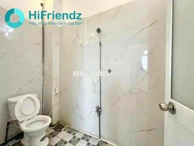 Chính chủ cho thuê phòng ban công, Trung Mỹ Tây, gần đh GTVT