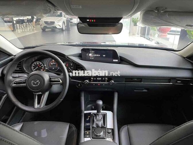Mazda 3 E5 ưu đãi 100% LPTB