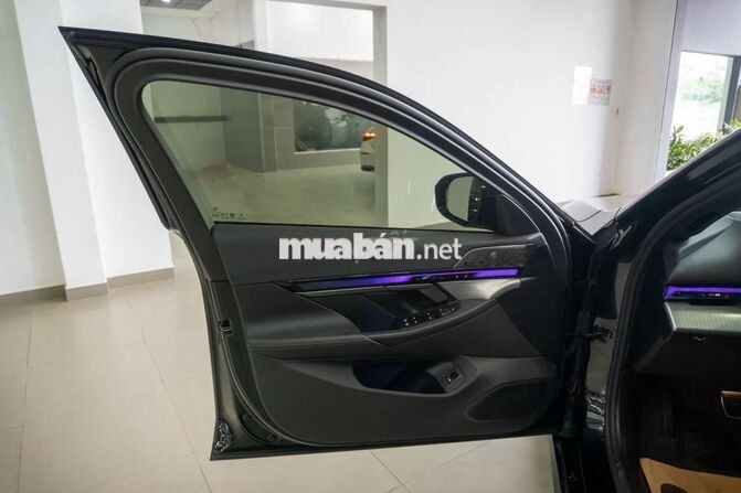 BMW 530i All New 2025 Black Edition cực đẹp