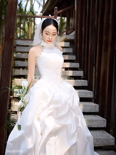 Winbi studio chuyên cho thuê và may bán áo cưới vest và trọn gói cưới 