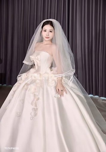 Winbi studio chuyên cho thuê và may bán áo cưới vest và trọn gói cưới 