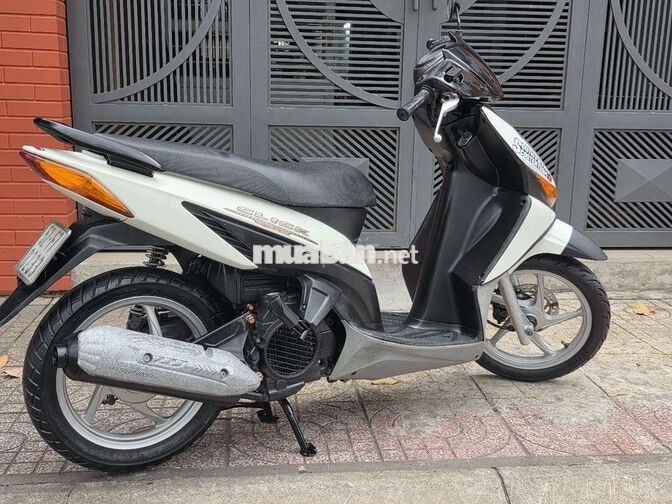 Honda Click 110 2010 Trắng.Biển Tp