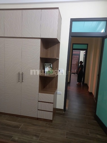 Cho thuê nhà Đội Cấn 70 m2x4.5 tầng mới.6N,4 phụ,hộ GĐ- Người NN 