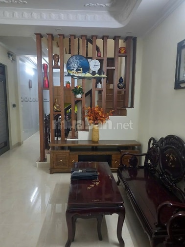 Cho thuê nhà Đội Cấn 70 m2x4.5 tầng mới.6N,4 phụ,hộ GĐ- Người NN 