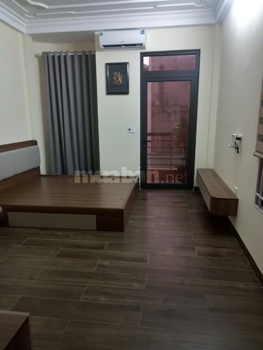 Cho thuê nhà Đội Cấn 70 m2x4.5 tầng mới.6N,4 phụ,hộ GĐ- Người NN 