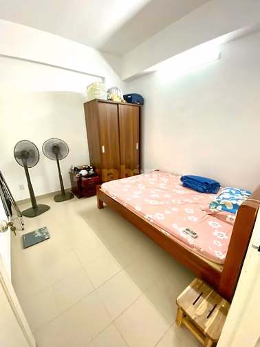 Cho thuê chung cư Phú Thọ Lô 3A, lầu cao 2PN, 2WC, giá thuê 10tr/tháng