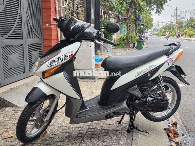 Honda Click 110 2010 Trắng.Biển Tp