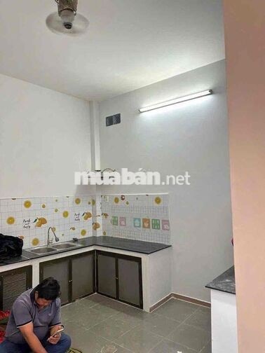 Nhà Cho Thuê Nguyên Căn 2pn 2 wc chỉ 7tr