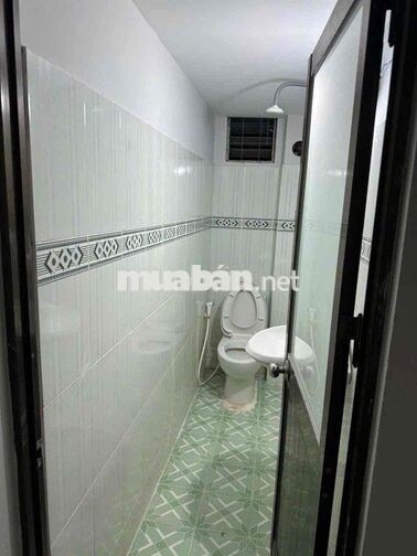 Nhà Cho Thuê Nguyên Căn 2pn 2 wc chỉ 7tr