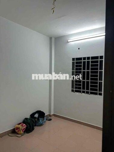 Nhà Cho Thuê Nguyên Căn 2pn 2 wc chỉ 7tr