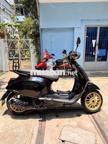 Vespa Sprint S 125 iGet 2022 Đen nhám