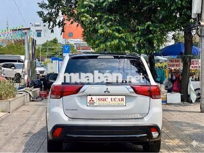 Mitsubishi Outlander 2.0L Premium 2019 Trắng