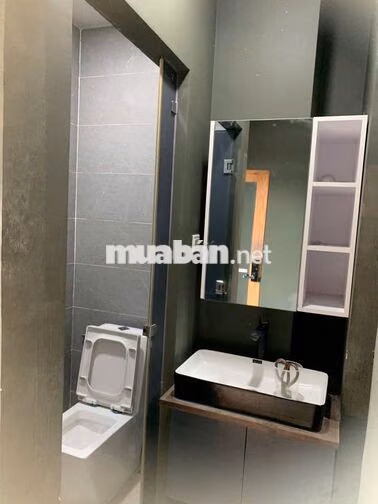 CHO THUÊ NHANH TẦNG 4 DT 54,6 (LÝ VĂN PHỨC , Q.1 ) CÓ THỂ DÙNG LÀM VP