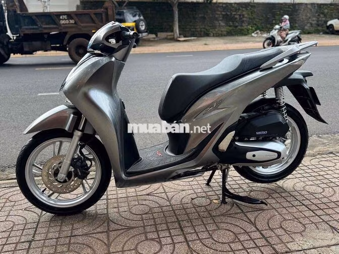 Honda SH Nam 2025 Xám đen