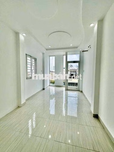 🏠 Nhà cho thuê mới sơn sữa ( p5 Q8 cũ ) phường Chánh Hưng mới hẻm 3 gá