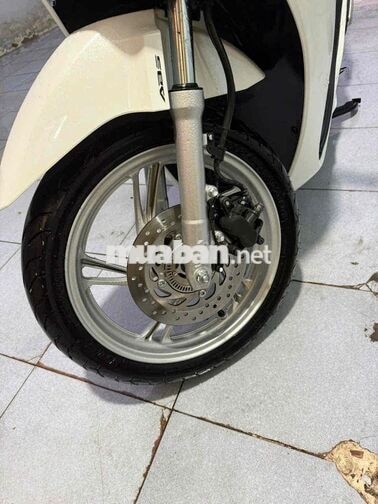 Honda SH125i ABS Trắng 2480 km