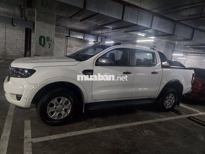 Ford Ranger XLS 2019 Trắng 17 vạn