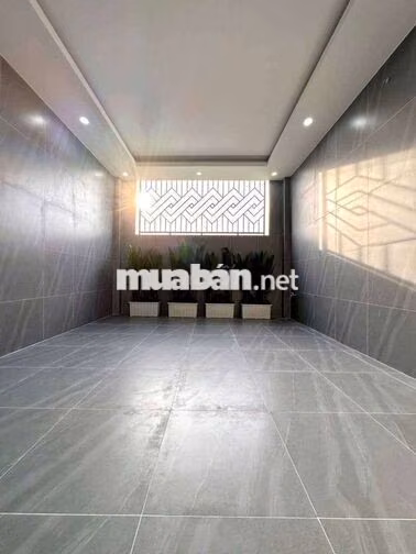 Nhà Phố Sang Trọng Khu Đồng Bộ 4x15m Lủng 3 Lầu Giá 6.1 Tỷ  Đg LQH Q12