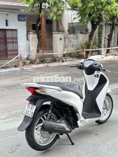Honda SH 150cc Trắng, chính chủ
