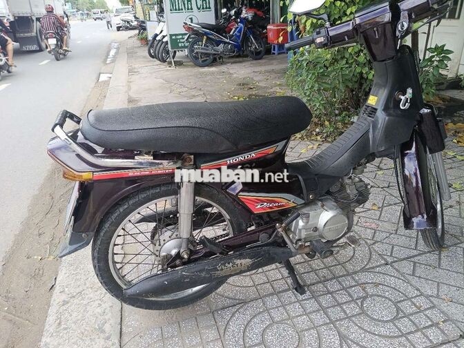 Honda Dream Nâu Xe số
