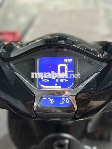 Honda SH 2025 Đen 2000 km như mới