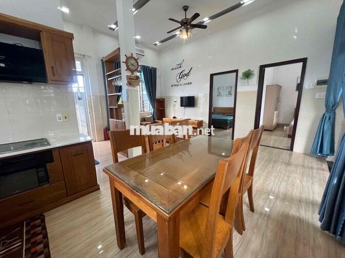 🌿 CHO THUÊ VILLA SÂN VƯỜN RỘNG 300M² – GẦN CẦU KHUÊ ĐÔNG