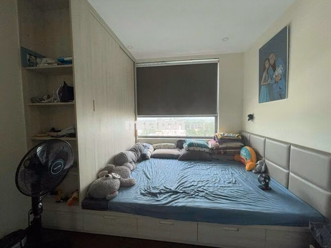 Cho thuê căn hộ chung cư 2PN,1WC giá chỉ 10tr tại GOLDORA PLAZA