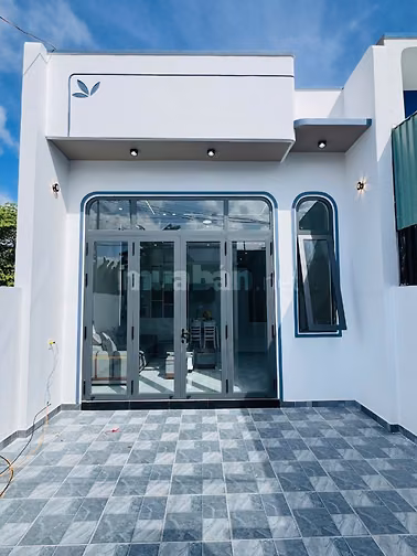 Cần bán Gấp Nhà và đất với tổng dt 300m2 TTHC chơn thành á 500tr