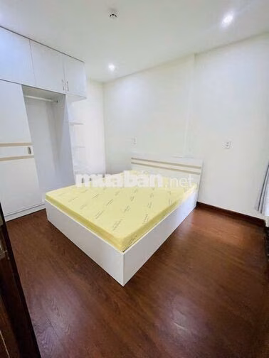 CHO THUÊ CĂN HỘ 2PN,2WC giá chỉ 11tr tại Chung cư  GOLDORA PLAZA