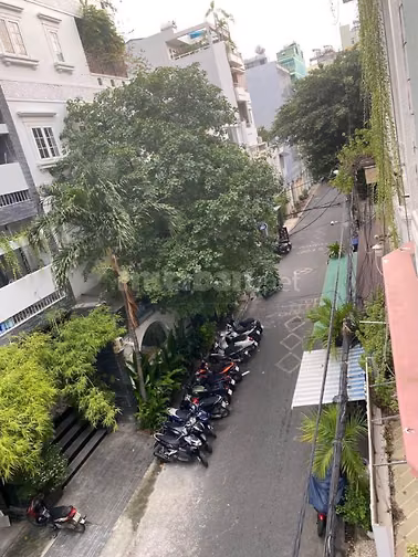 Góc 2MT Hẻm 10m Sư Vạn Hạnh, Phường 12, Quận 10.