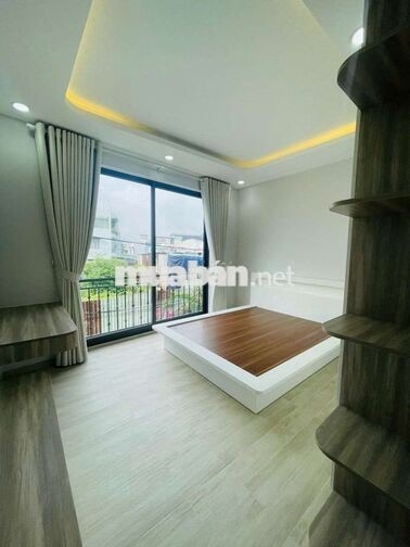 NHÀ MỚI XÂY 4PN 100% - hẻm 520 Quốc Lộ 13 gần Vạn Phúc city