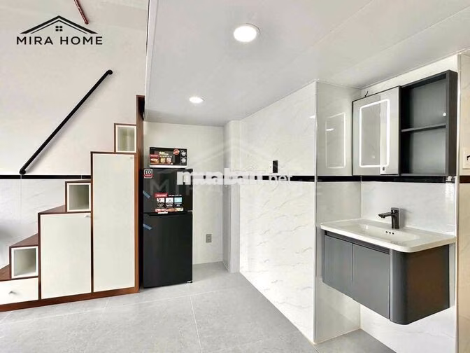 DUPLEX MỚI XÂY GẦN UFM, TÔN ĐỨC THẮNG, CRESENTMALL