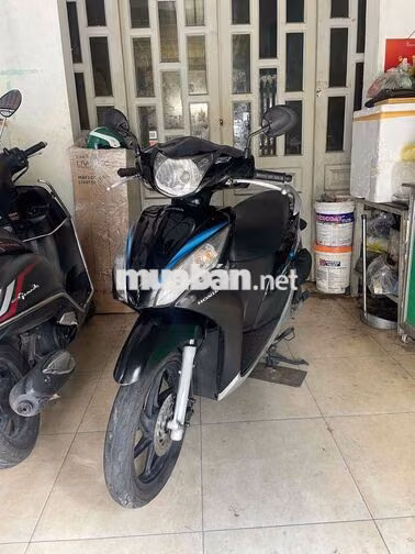 Honda Vision mua mới chính hãng xe còn mới