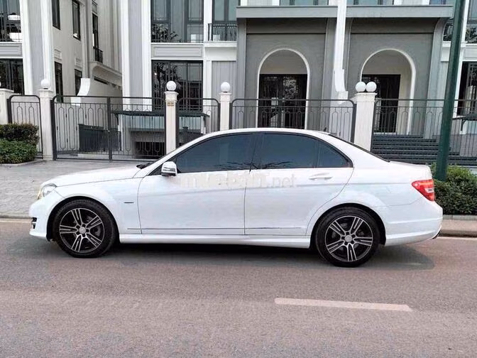 Mercedes-Benz C200 Edition C Trắng