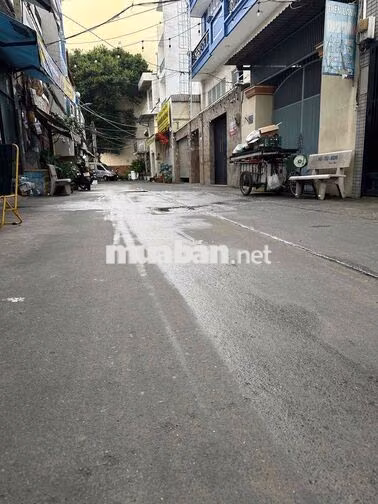 Bán gấp nhà: 9x22,3lầu hẻm 99(5m),Nguyễn Văn linh,tân thuận tây,Q7