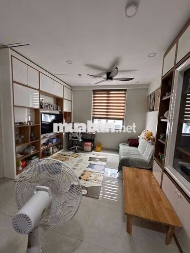 Chính chủ cần bán chung cư 2 ngủ 2 vs 55m2 Full nội thất