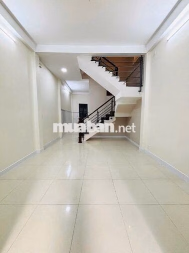 Bán nhà hẻm xe hơi 5m, 2 lối vào, Lạc Long Quân, Bảy Hiền