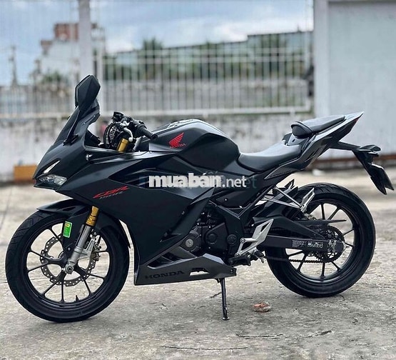 Honda CBR150R 2022 Đen 20000 KM Biển SG 9 chủ