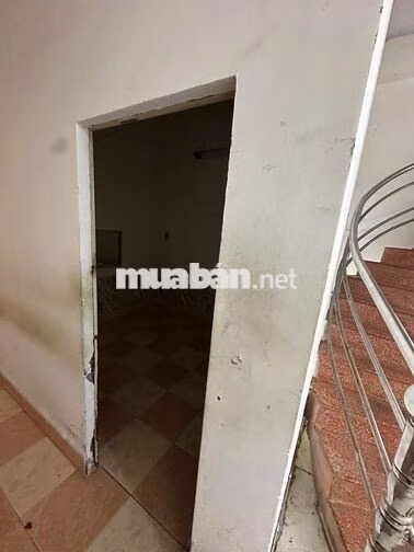 nhà cho thuê có 7 phòng đường phạm thế hiển Q8
